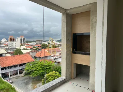 Apartamento com 3 Quartos à venda, 95m² no Gravatá, Navegantes