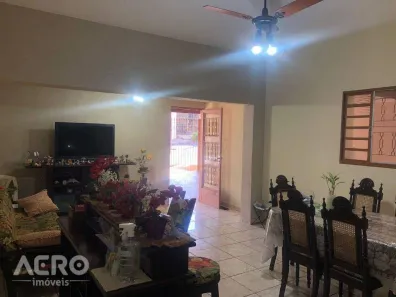 Casa com 4 Quartos à venda, 224m² no Alto Higienópolis, Bauru