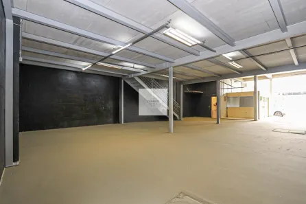 Galpão/Depósito/Armazém para alugar, 440m² no Santa Maria Goretti, Porto Alegre