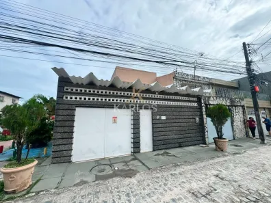 Casa com 4 Quartos à venda, 250m² no Jardim Brasil, Olinda