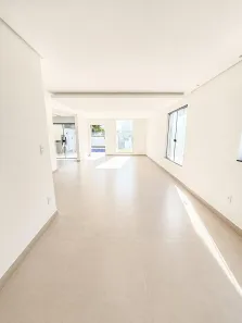 Casa com 3 Quartos à venda, 140m² no Colinas, Rio das Ostras