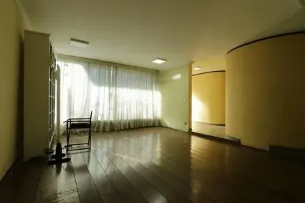 Casa com 4 Quartos para alugar, 320m² no Jardim, Santo André