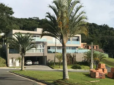 Casa de Condomínio com 4 Quartos à venda, 600m² no Barra, Balneário Camboriú