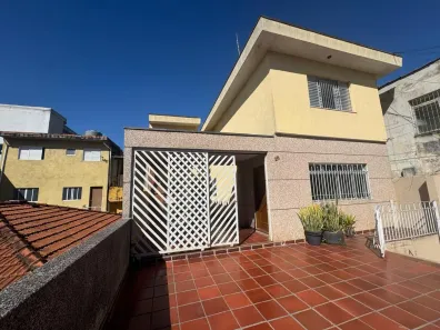 Sobrado com 3 Quartos para alugar, 160m² no Vila Catupia, São Paulo