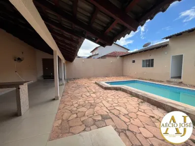 Casa com 3 Quartos à venda, 300m² no Jardim Califórnia, Cuiabá