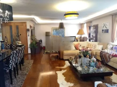 Apartamento com 3 Quartos à venda, 210m² no Santa Cecília, São Paulo