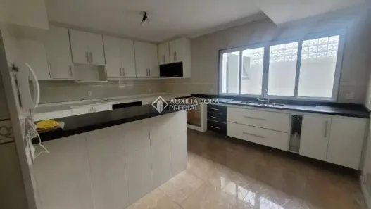 Sobrado com 3 Quartos à venda, 367m² no Nova Petrópolis, São Bernardo do Campo