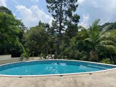 Casa com 4 Quartos à venda, 317m² no Caraguatá, Mairiporã