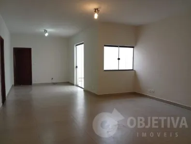 Casa com 3 Quartos à venda, 180m² no Vigilato Pereira, Uberlândia