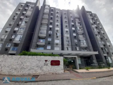 Apartamento com 2 Quartos para alugar, 67m² no Água Verde, Blumenau