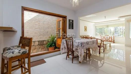 Casa com 3 Quartos à venda, 147m² no Chácara das Pedras, Porto Alegre