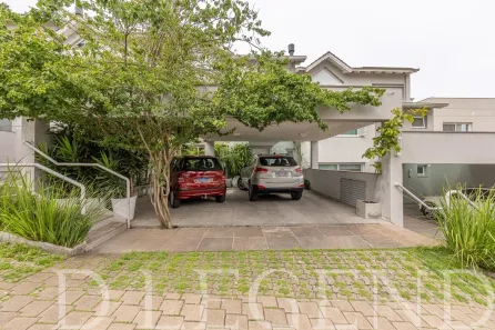 Casa de Condomínio com 3 Quartos para venda ou aluguel, 324m² no Três Figueiras, Porto Alegre