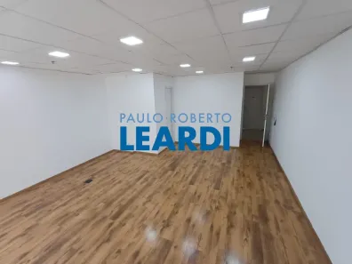 Sala Comercial para alugar, 40m² no Várzea da Barra Funda, São Paulo