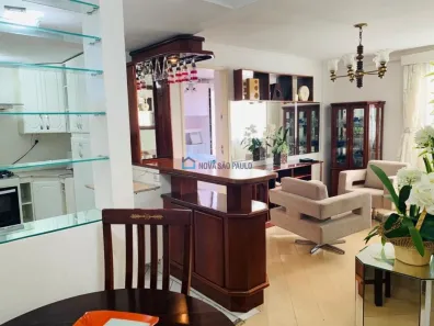 Apartamento com 2 Quartos à venda, 65m² no Aclimação, São Paulo