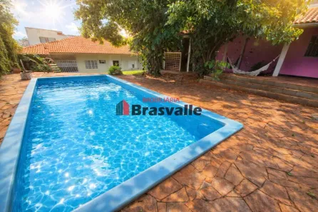 Casa com 4 Quartos à venda, 369m² no Centro, Cascavel