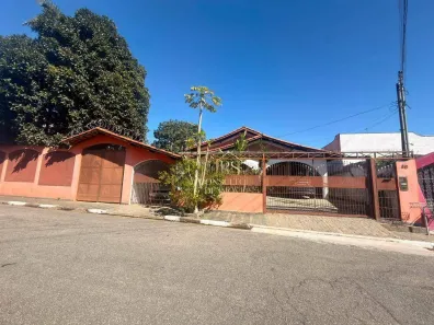 Casa com 3 Quartos à venda, 244m² no Parque Santa Rosa, Suzano