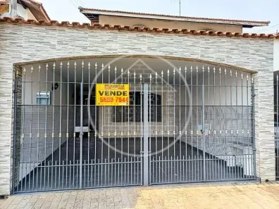 Sobrado com 3 Quartos à venda, 165m² no Terceira Divisão de Interlagos, São Paulo