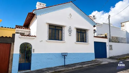 Casa com 4 Quartos à venda, 217m² no Santo André, Belo Horizonte