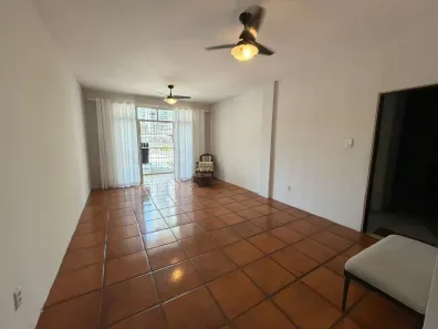 Apartamento com 3 Quartos para alugar, 160m² no Nazaré, Belém
