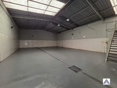 Galpão/Depósito/Armazém para alugar, 460m² no Jardim Canadá, Nova Lima