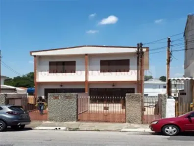Sobrado com 3 Quartos à venda, 205m² no Vila Brasílio Machado, São Paulo