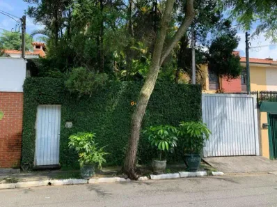 Casa com 3 Quartos para alugar, 250m² no Chácara Monte Alegre, São Paulo