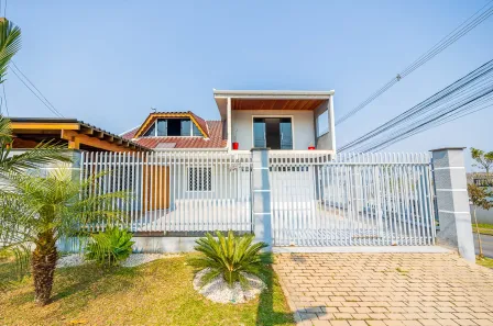 Sobrado com 3 Quartos à venda, 198m² no Passaúna, Araucária