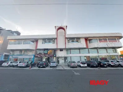 Sala Comercial para alugar, 72m² no Barreiros, São José