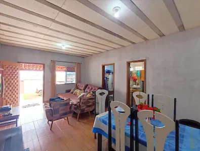Casa com 3 Quartos para alugar, 360m² no Duque de Caxias, Betim