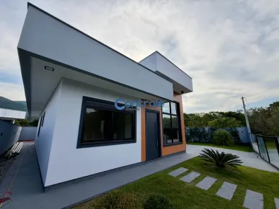 Casa com 3 Quartos à venda, 116m² no Forquilhas, São José