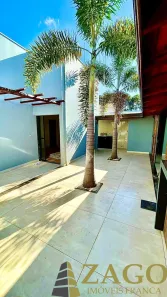 Casa com 3 Quartos à venda, 250m² no City Petrópolis, Franca