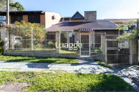 Casa com 4 Quartos para alugar, 433m² no Nonoai, Porto Alegre