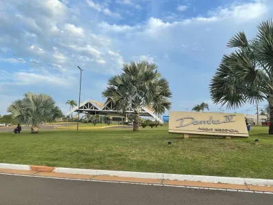 Casa de Condomínio com 1 Quarto à venda, 375m² no Parque Residencial Damha IV, Campo Grande