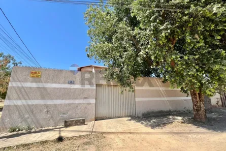 Sobrado com 3 Quartos à venda, 225m² no Morada Nobre, Barreiras