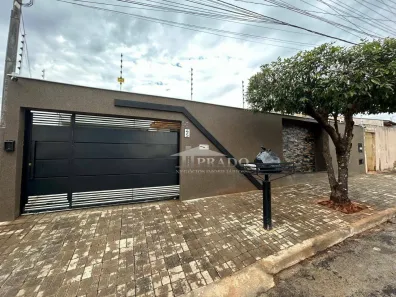 Casa com 2 Quartos à venda, 170m² no Vila Romana, Ibiporã