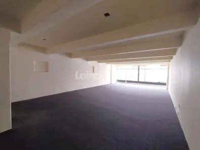 Sala Comercial para alugar, 90m² no Centro Histórico, Porto Alegre