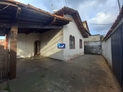 Casa com 3 Quartos à venda, 196m² no Santa Cruz, Belo Horizonte