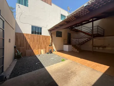 Sobrado com 5 Quartos à venda, 180m² no JK Nova Capital, Anápolis
