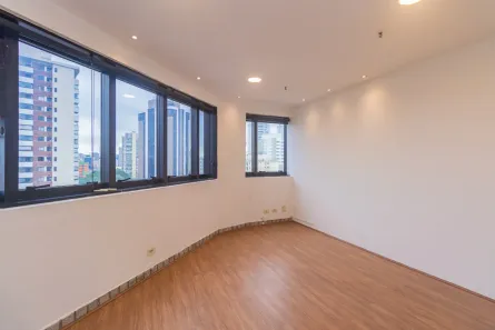 Sala Comercial à venda, 44m² no Liberdade, São Paulo