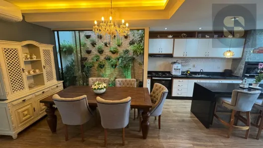 Sobrado com 4 Quartos à venda, 195m² no Ribeirão do Lipa, Cuiabá