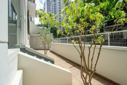 com 5 Quartos para alugar, 238m² no Cerqueira César, São Paulo