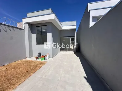 Casa com 2 Quartos à venda, 45m² no Jardim Olímpico, Montes Claros