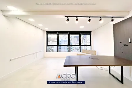 Sala Comercial à venda, 56m² no Vila Nova, Blumenau