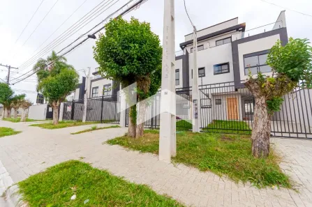 Casa com 3 Quartos à venda, 136m² no Cajuru, Curitiba