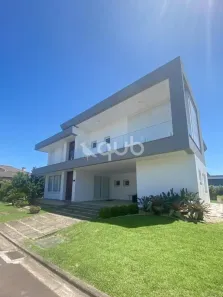 Sobrado com 5 Quartos à venda, 400m² no Maristela, Xangri-lá