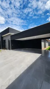 Casa com 3 Quartos à venda, 236m² no Setor Santos Dumont, Goiânia
