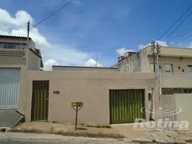 Casa com 4 Quartos à venda, 128m² no Bom Jesus, Uberlândia