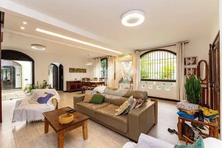 Casa com 5 Quartos à venda, 252m² no Maria Paula, Niterói
