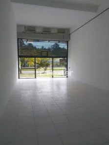 Sala Comercial à venda, 82m² no Jardim do Salso, Porto Alegre