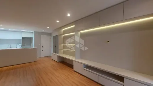 Apartamento com 2 Quartos para alugar, 82m² no Coqueiros, Florianópolis